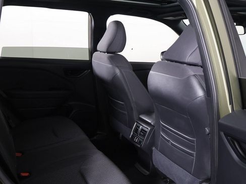 Used 2025 Subaru Forester Premium AWD/4WD image 27