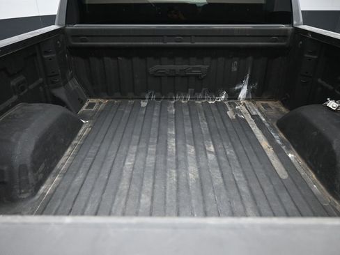 Used 2024 GMC Sierra 1500 AT4 w/ Technology Package image 10