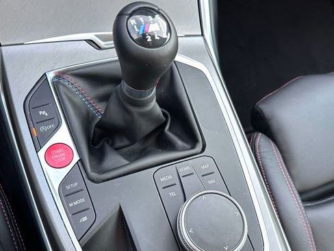 Used 2025 BMW M2 w/ Lighting Package image 19