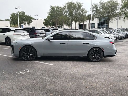 Certified 2025 BMW 760i xDrive w/ Executive Package AWD/4WD image 7