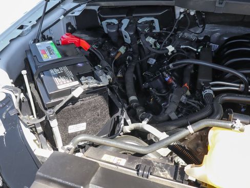 Used 2022 Ford F150 Lariat w/ Equipment Group 502A High AWD/4WD image 13