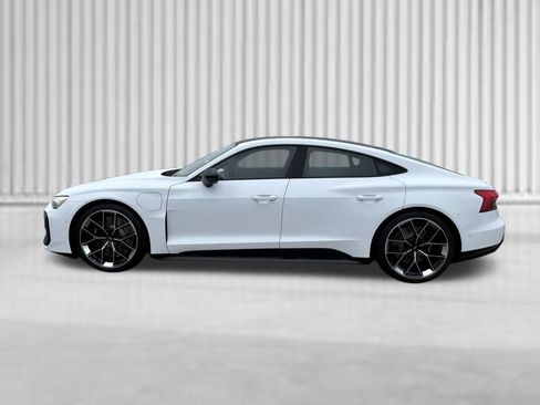 New 2026 Audi RS e-tron GT performance AWD/4WD image 2