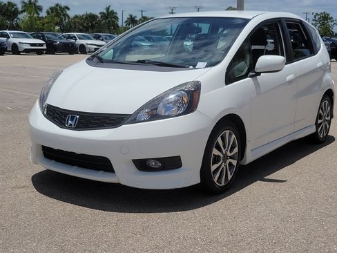 Used 2013 Honda Fit Sport image 3