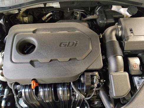 Used 2017 Kia Optima EX image 30