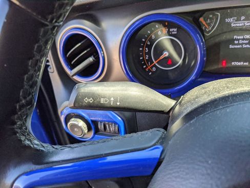 Used 2020 Jeep Wrangler Unlimited Sport image 30