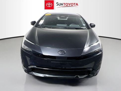 Used 2026 Toyota Prius FWD image 10