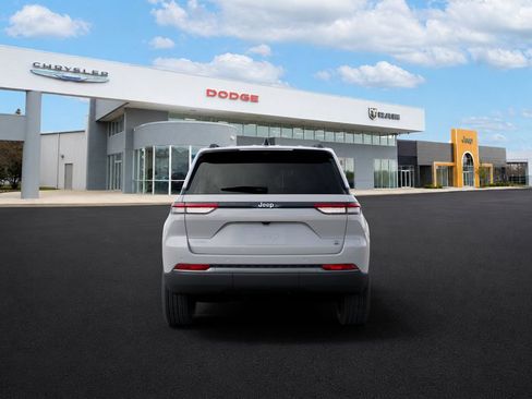 New 2026 Jeep Grand Cherokee Limited AWD/4WD image 7