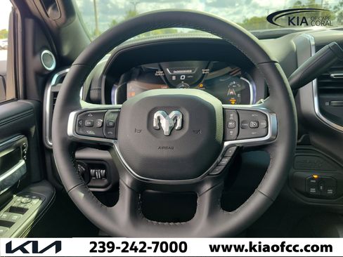 Used 2026 RAM 2500 Laramie AWD/4WD image 16