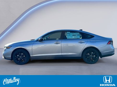 New 2025 Honda Accord SE image 2