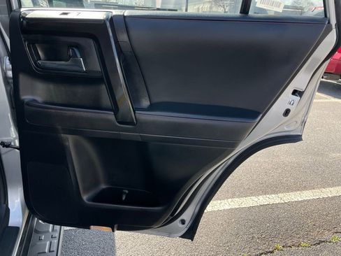 Used 2024 Toyota 4Runner TRD Off-Road Premium image 34