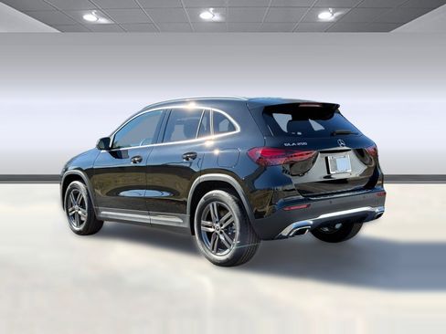 Used 2026 Mercedes-Benz GLA 250 image 3