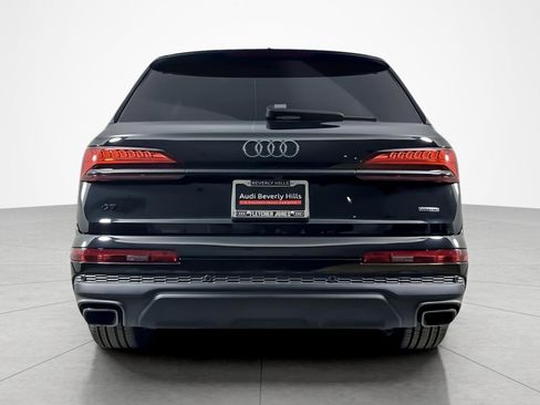 Used 2025 Audi Q7 2.0T Premium w/ Convenience Plus Package image 4