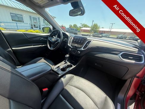 Used 2021 Chevrolet Equinox Premier AWD/4WD image 45