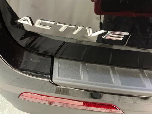 New 2026 Ford Explorer Active w/ Active Comfort Package AWD/4WD image 8