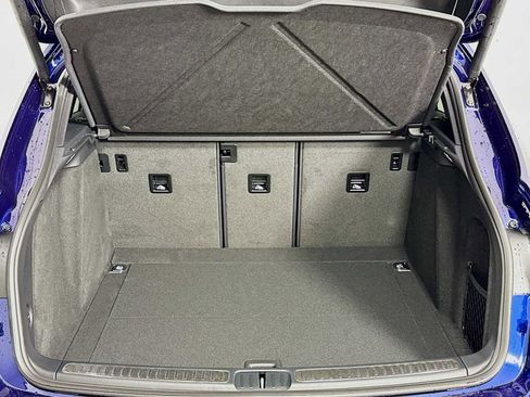 New 2026 Porsche Macan image 28