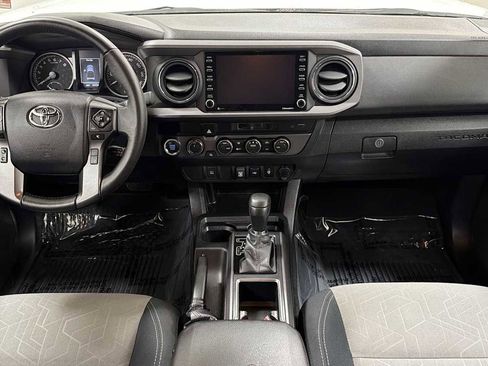 Certified 2023 Toyota Tacoma TRD Off-Road image 25