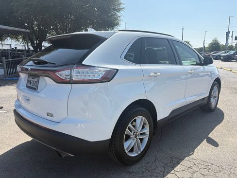 Used 2018 Ford Edge SEL FWD image 3