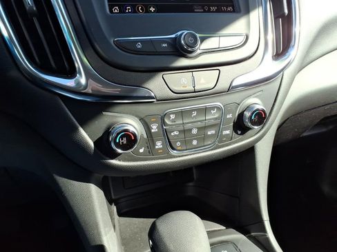 Used 2024 Chevrolet Equinox LT image 22