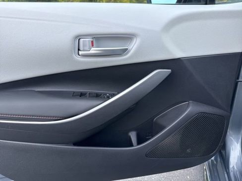 Used 2024 Toyota Corolla SE image 9