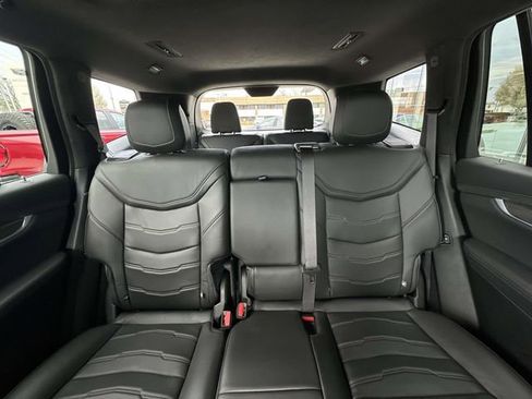 Certified 2025 Cadillac XT6 Premium Luxury w/ Platinum Package AWD/4WD image 91