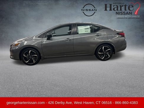 New 2025 Nissan Versa SR image 2