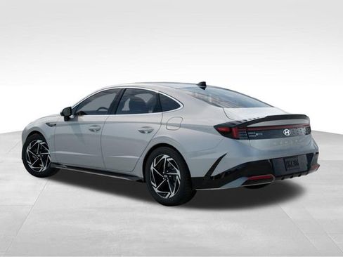 New 2026 Hyundai Sonata SEL image 5