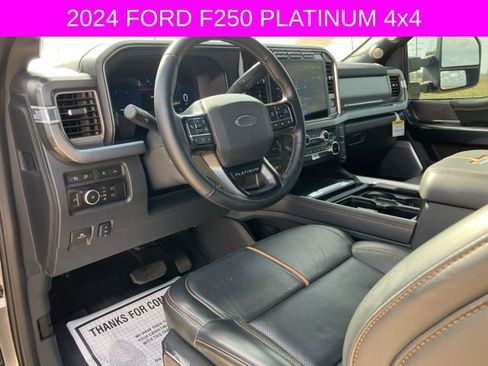 Used 2024 Ford F250 Platinum w/ FX4 Off-Road Package image 27