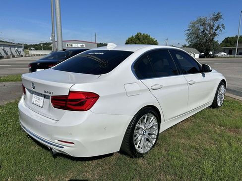 Used 2018 BMW 340i Sedan RWD image 4