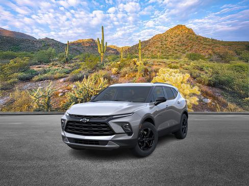 New 2025 Chevrolet Blazer LT w/ Midnight/Sport Edition image 8