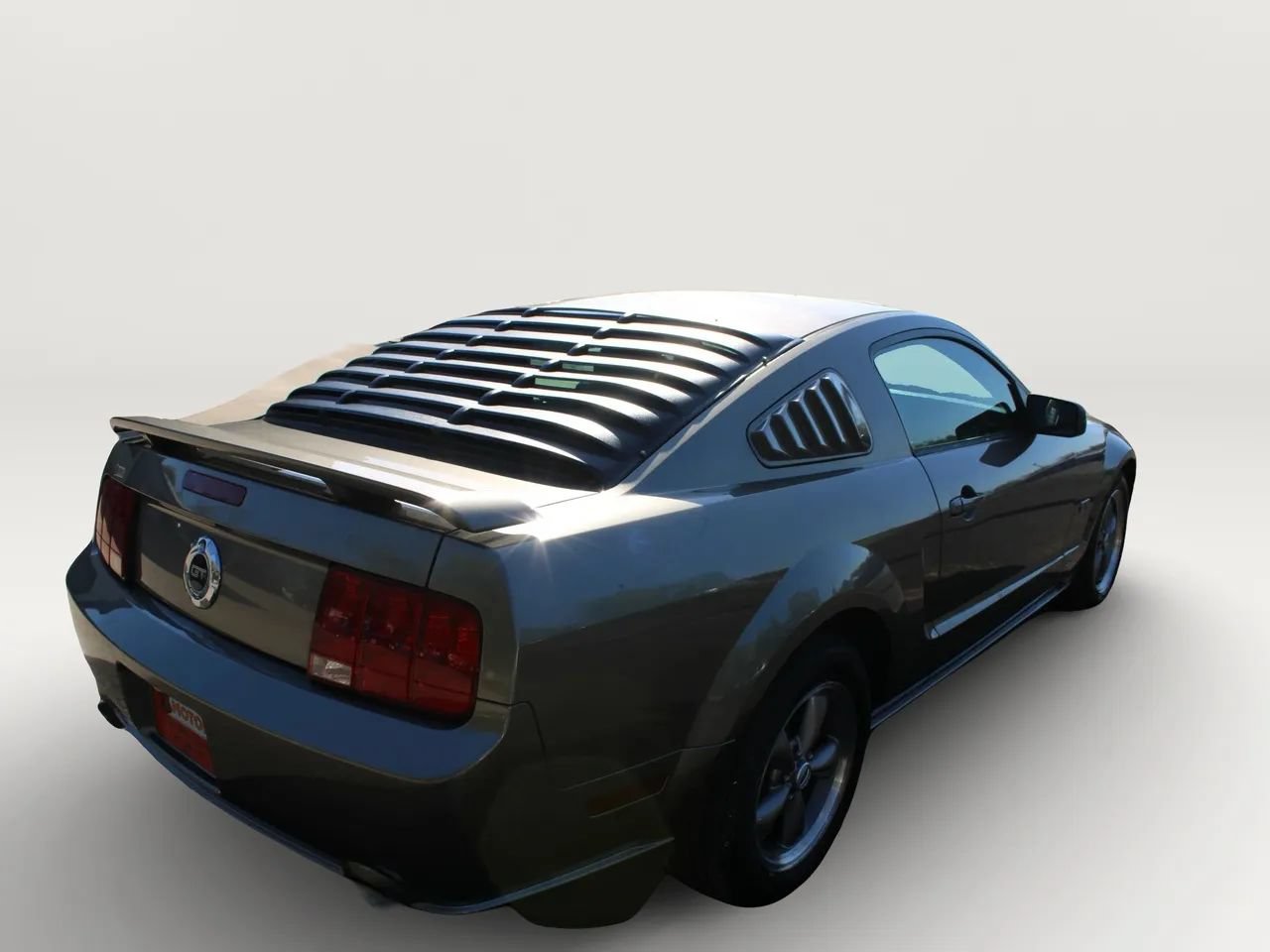Used 2005 Ford Mustang GT RWD image 8