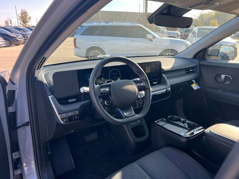 New 2026 Hyundai Ioniq 5 SE image 20