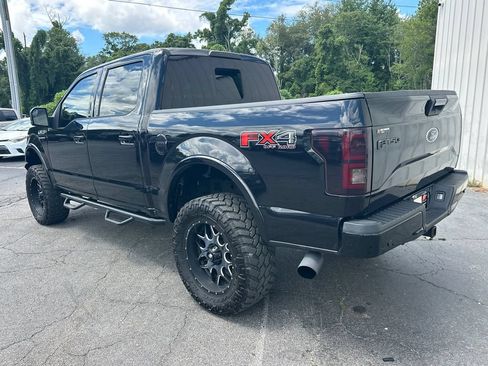 Used 2017 Ford F150 XLT w/ Equipment Group 302A Luxury AWD/4WD image 8