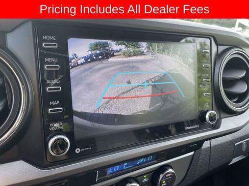Used 2021 Toyota Tacoma TRD Off-Road AWD/4WD image 33