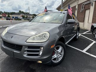 Used 2010 Porsche Cayenne image 1