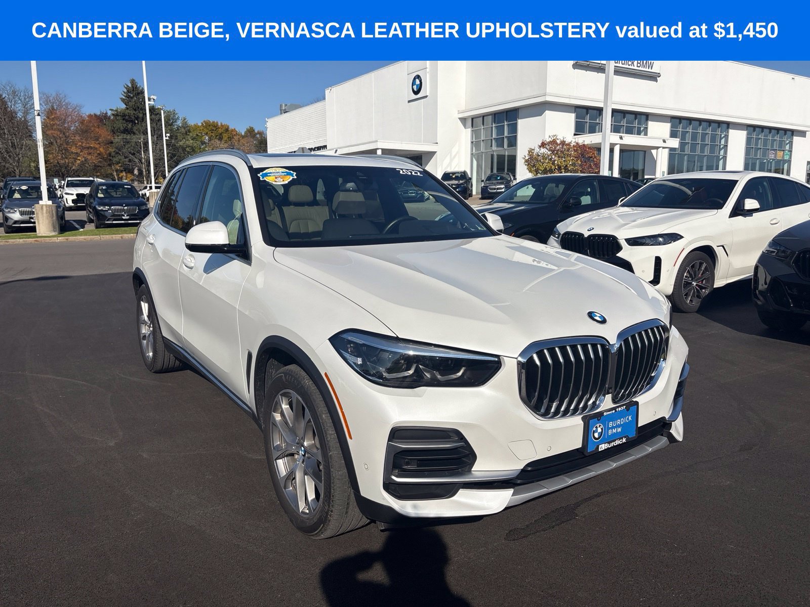 Used 2022 BMW X5 xDrive40i w/ Luxury Seating Package AWD/4WD image 3