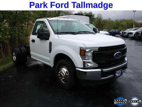 Used 2022 Ford F350 XL w/ Power Equipment Group RWD image 2