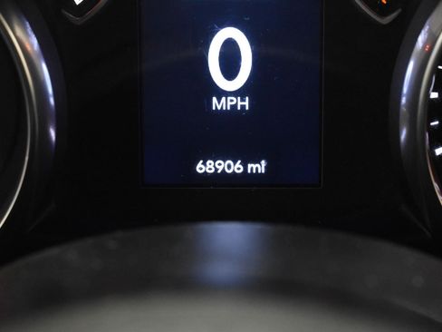 Used 2020 Jeep Wrangler Unlimited Sport S image 18