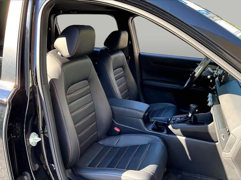 Used 2025 Honda CR-V Sport-L image 9