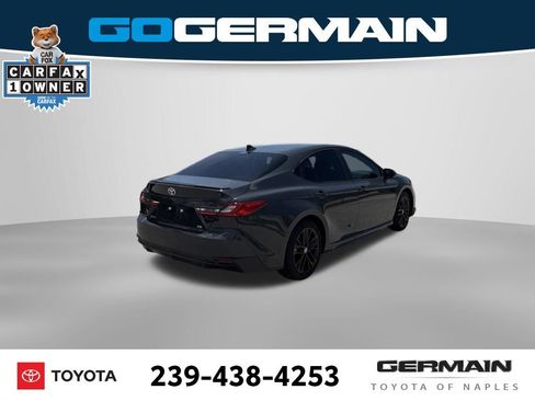 Used 2026 Toyota Camry SE FWD image 9