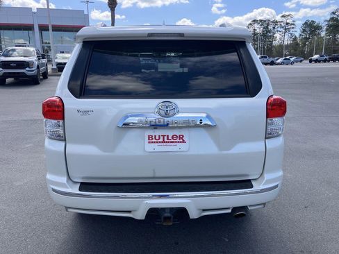 Used 2013 Toyota 4Runner Limited image 4