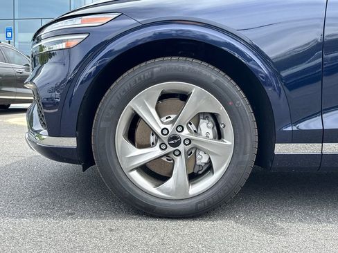 New 2026 Genesis GV70 2.5T Advanced image 11