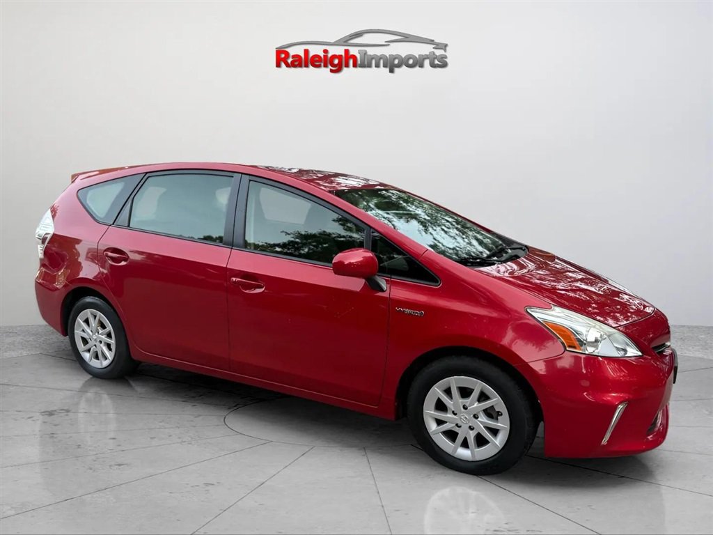Used 2014 Toyota Prius V Two FWD image 2