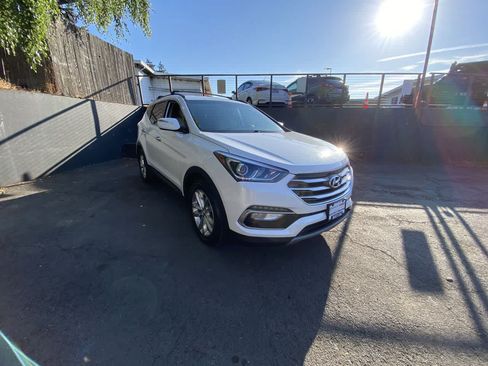 Used 2018 Hyundai Santa Fe Sport 2.0T AWD/4WD image 8