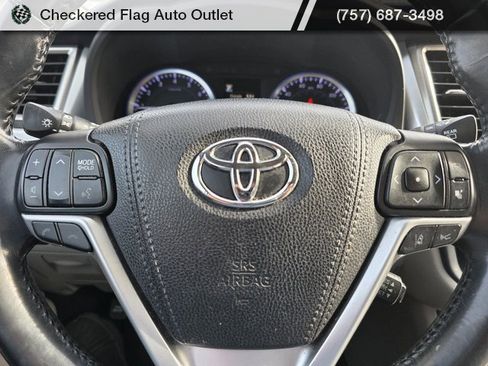 Used 2018 Toyota Highlander Limited image 14
