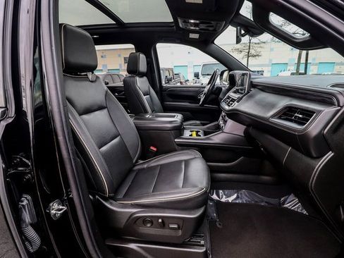 Used 2022 GMC Yukon SLT w/ SLT Premium Package image 64