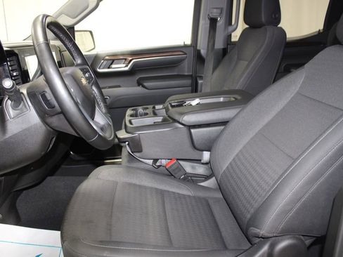 Used 2024 Chevrolet Silverado 1500 LT w/ Protection Package image 38