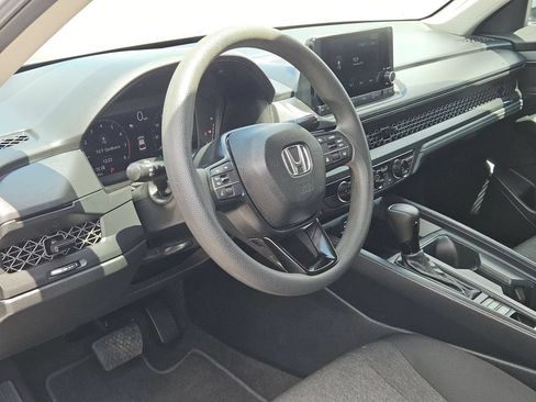 Used 2025 Honda Accord LX image 13