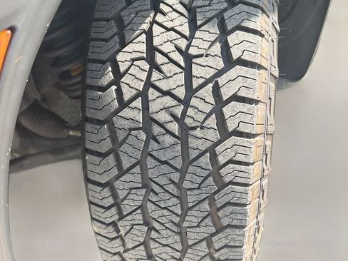 Used 2022 Nissan Frontier PRO-4X AWD/4WD image 15