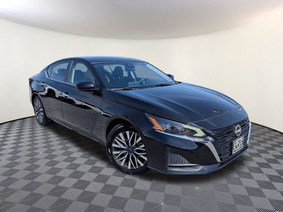 Used 2023 Nissan Altima 2.5 SV