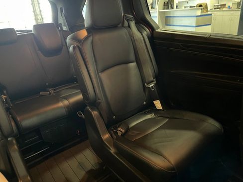 Used 2024 Honda Odyssey Sport image 14